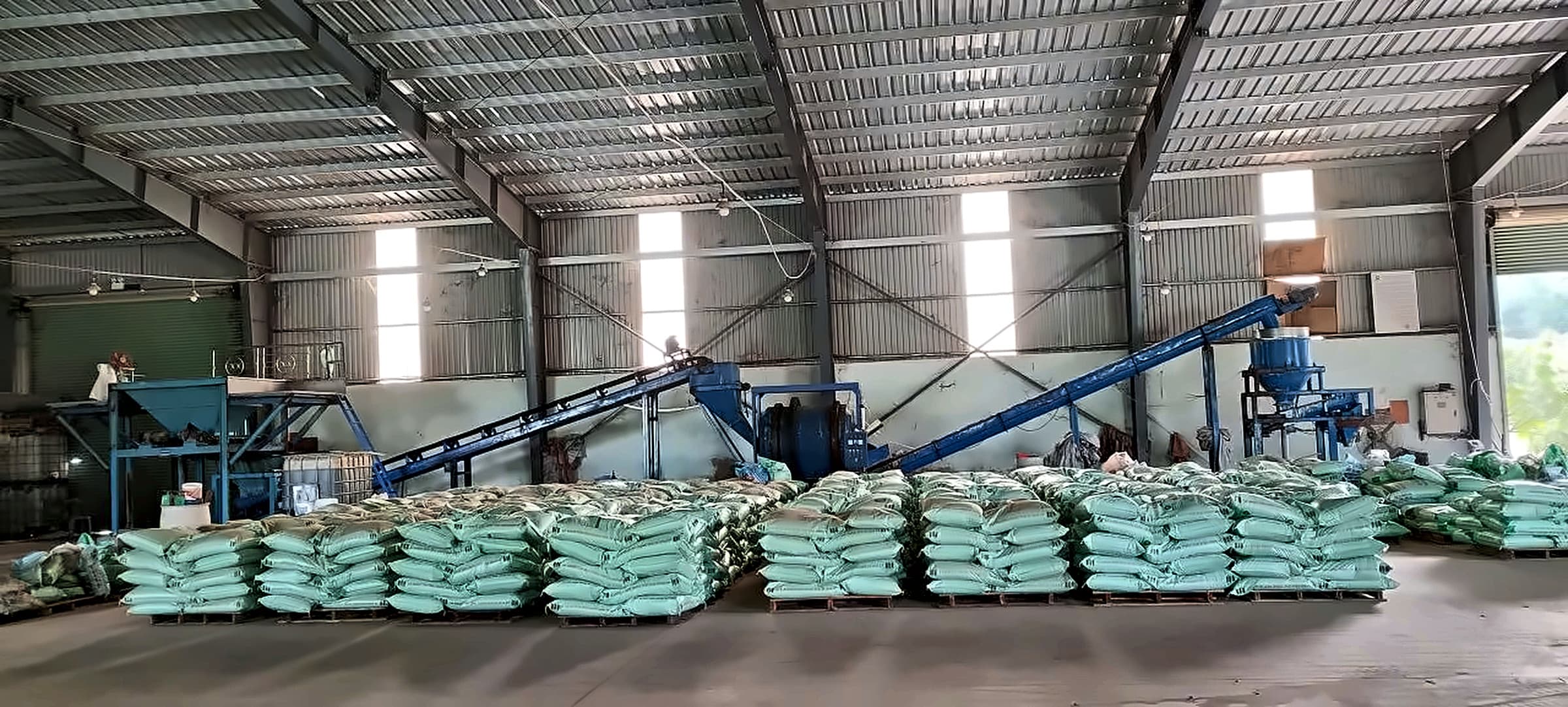 Dây chuyền sản xuất tại nhà máy Minh Tâm, hoạt động từ năm 2019
